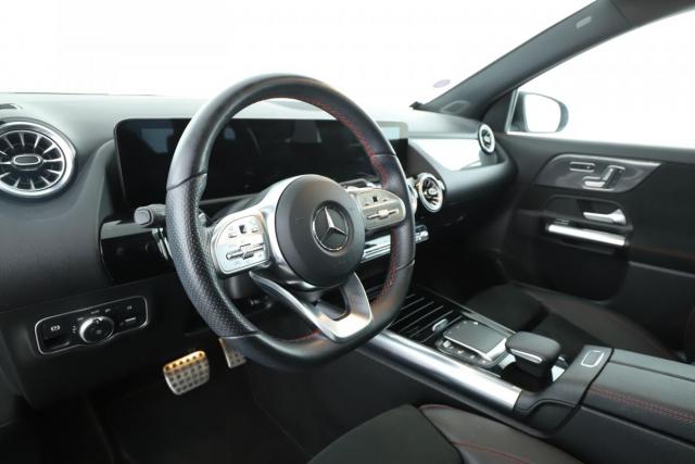 Mercedes Benz Gla image 9