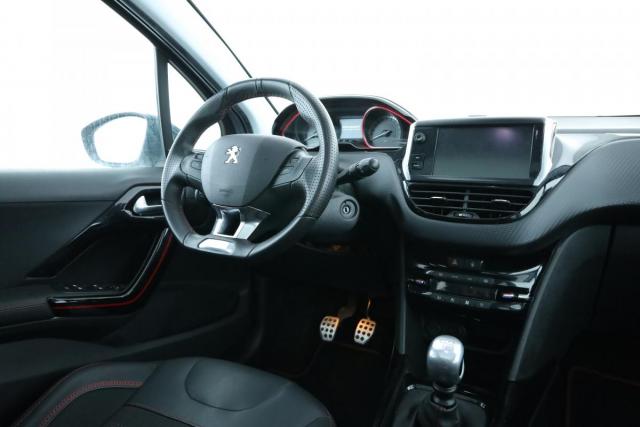Peugeot 2008 image 5