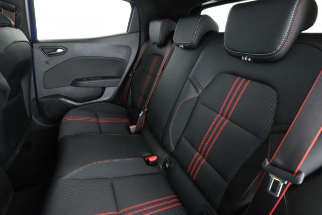 Renault Clio image 2