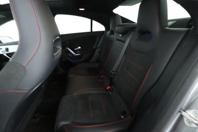 Mercedes Benz Cla image 5