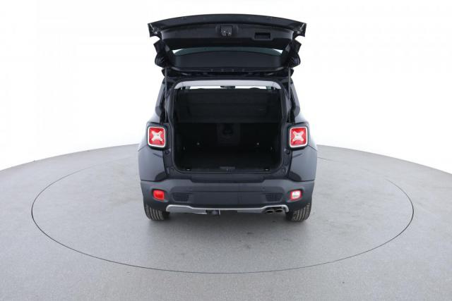 Jeep Renegade image 6
