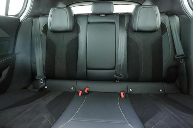 Peugeot 308 image 8