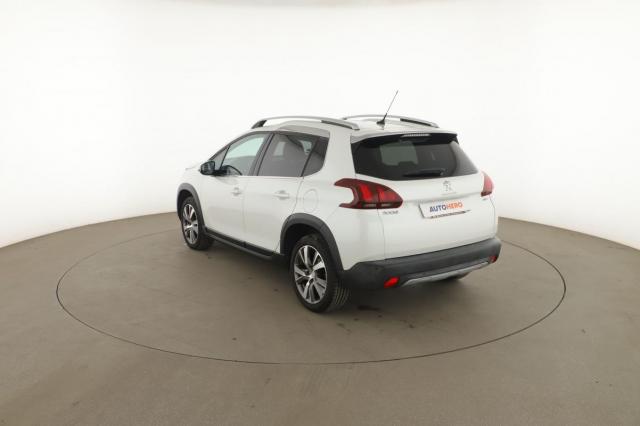 Peugeot 2008 image 9