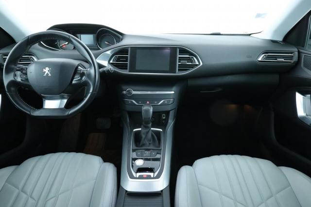 Peugeot 308 image 5