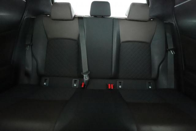Toyota C-Hr image 4
