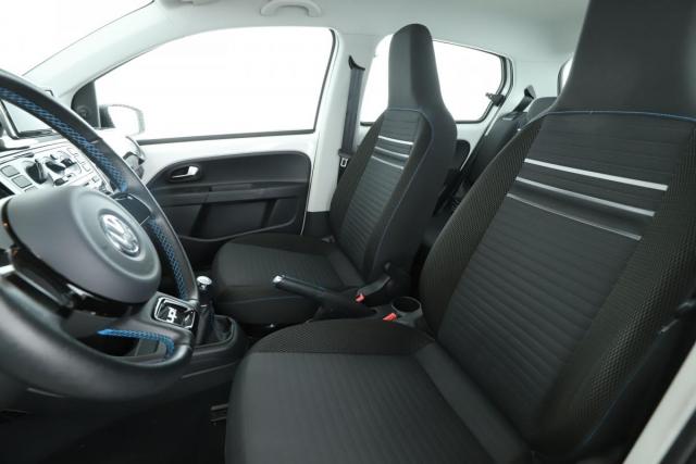 Volkswagen Up! image 9