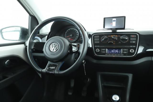 Volkswagen Up! image 4