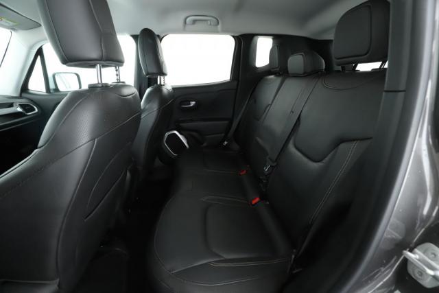 Jeep Renegade image 4