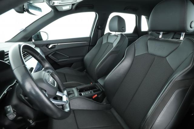 Audi Q3 image 8