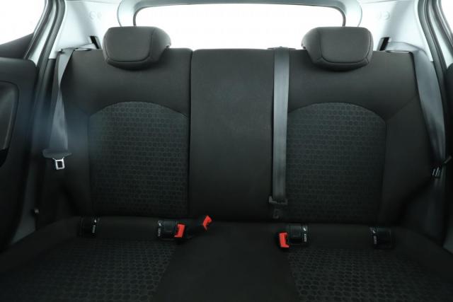 Opel Corsa image 8