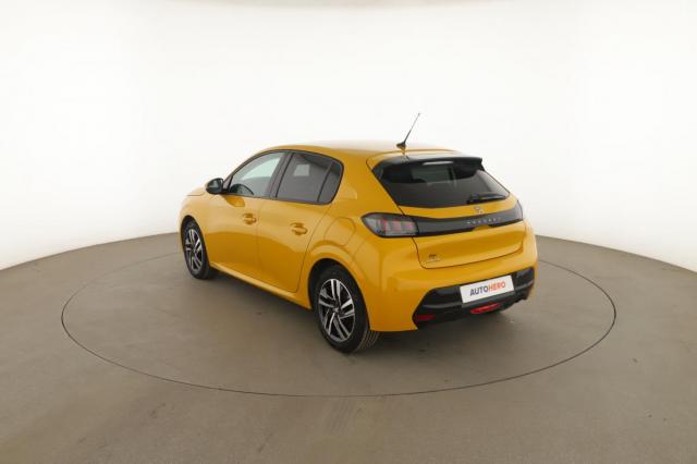Peugeot 208 image 1