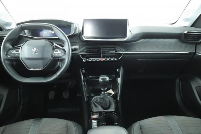 Peugeot 208 image 9