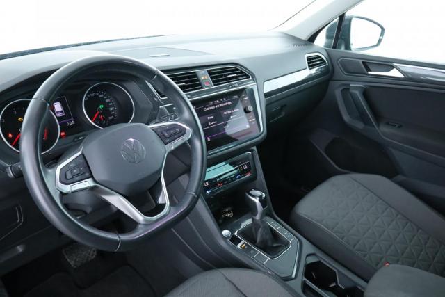 Volkswagen Tiguan image 8