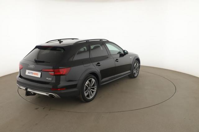 Audi A4 Allroad image 9