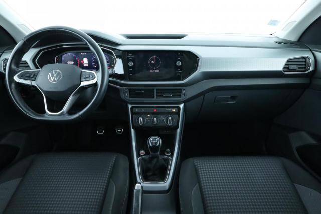 Volkswagen T-Cross image 1