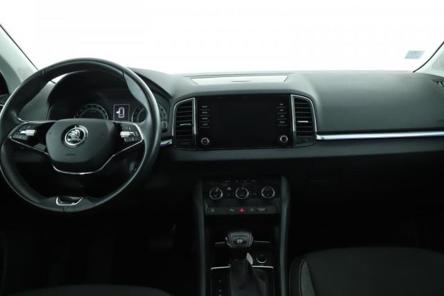 Skoda Karoq image 1