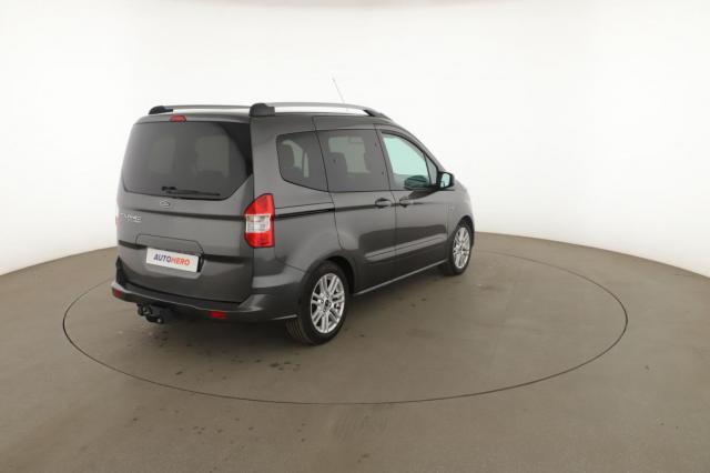 Ford Tourneo image 7