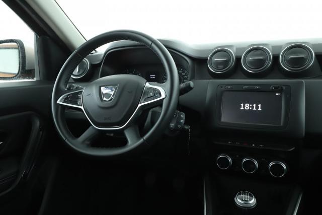 Dacia Duster image 6