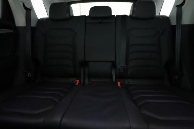 Volkswagen Touareg image 2