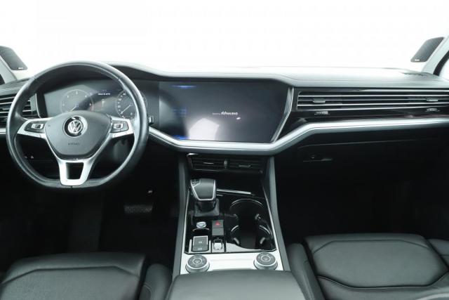 Volkswagen Touareg image 9