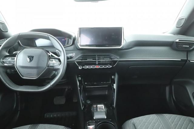 Peugeot 2008 image 7