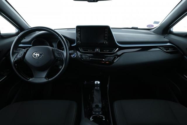 Toyota C-Hr image 5