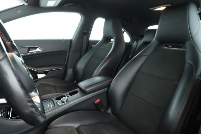 Mercedes Benz Cla image 2