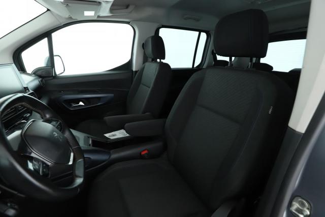 Peugeot Rifter image 1