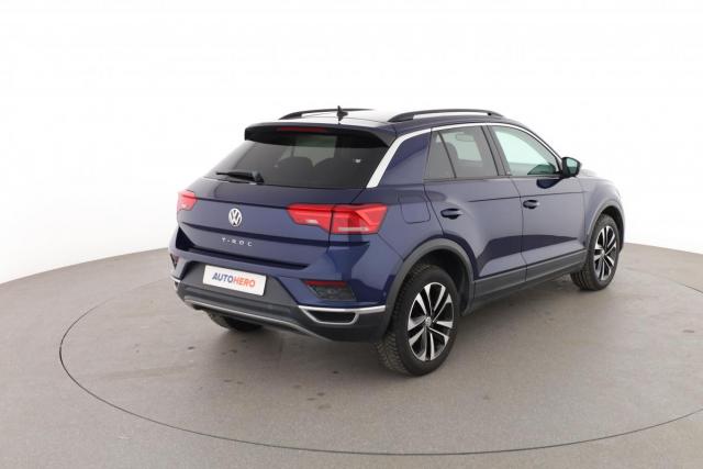 Volkswagen T-Roc image 8