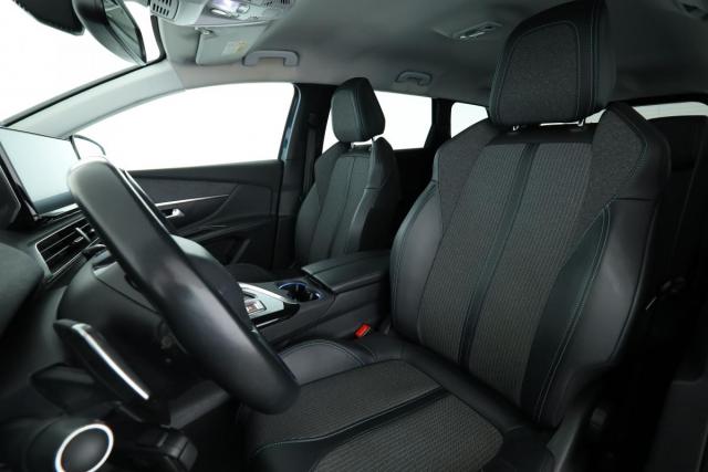 Peugeot 5008 image 3