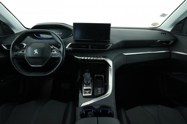 Peugeot 5008 image 1