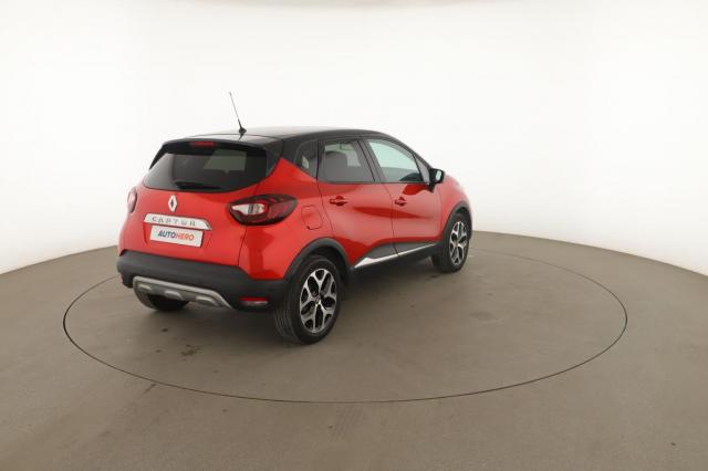 Renault Captur image 1