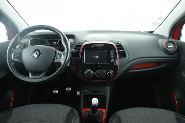 Renault Captur image 2