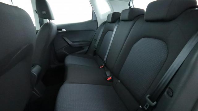 Seat Arona image 3