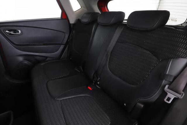 Renault Captur image 2