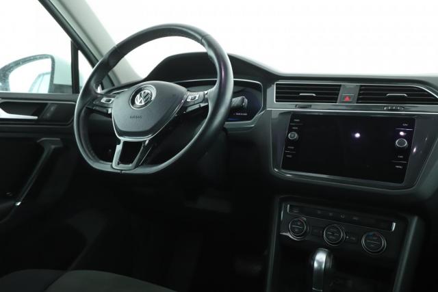 Volkswagen Tiguan image 1