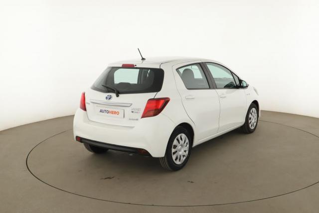 Toyota Yaris image 8
