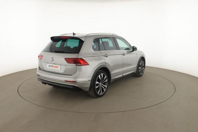 Volkswagen Tiguan image 9