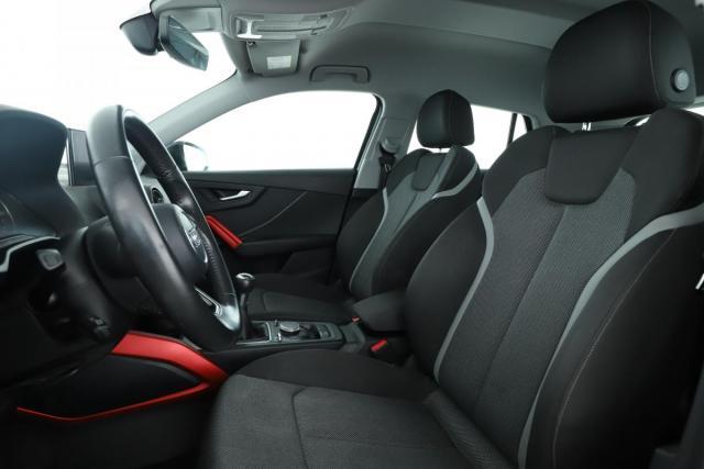 Audi Q2 image 8