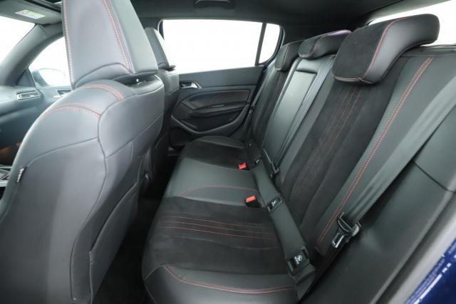 Peugeot 308 image 7