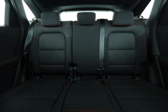 Ford Kuga image 4