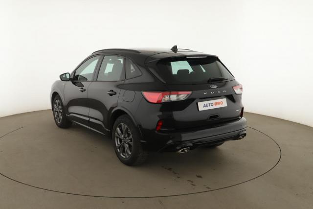 Ford Kuga image 1