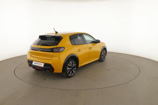 Peugeot 208 image 4