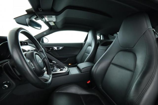 Jaguar F-Type image 4