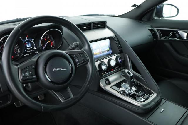 Jaguar F-Type image 5