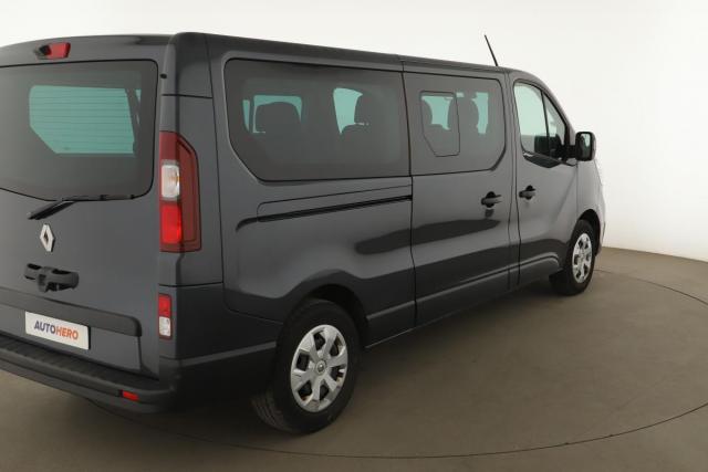 Renault Trafic image 1