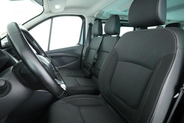 Renault Trafic image 9