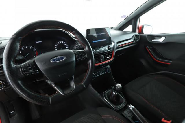Ford Fiesta image 2