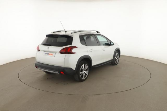 Peugeot 2008 image 4
