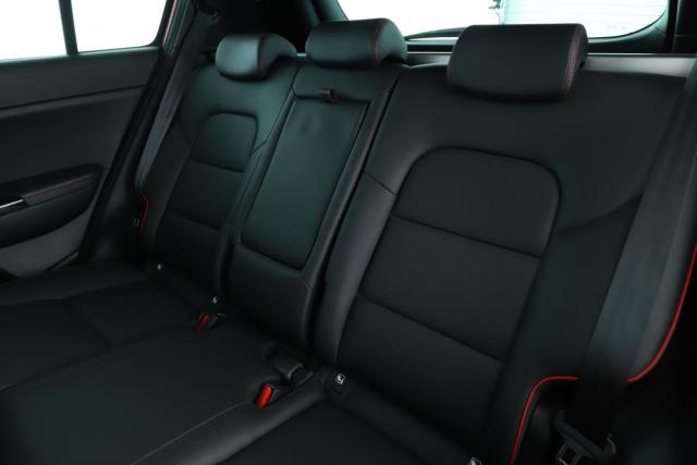 Kia Sportage image 9